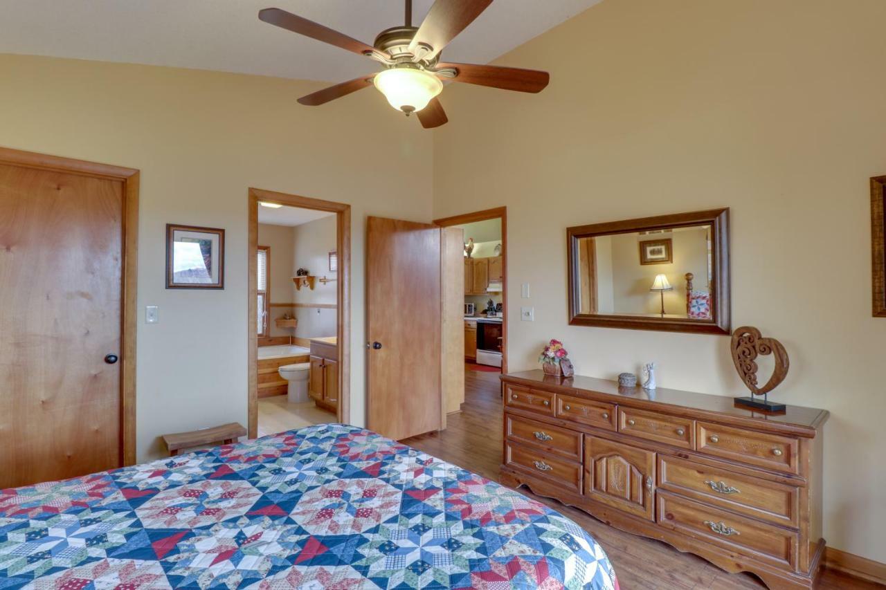 3 Bed 3 Bath Vacation In Sylva