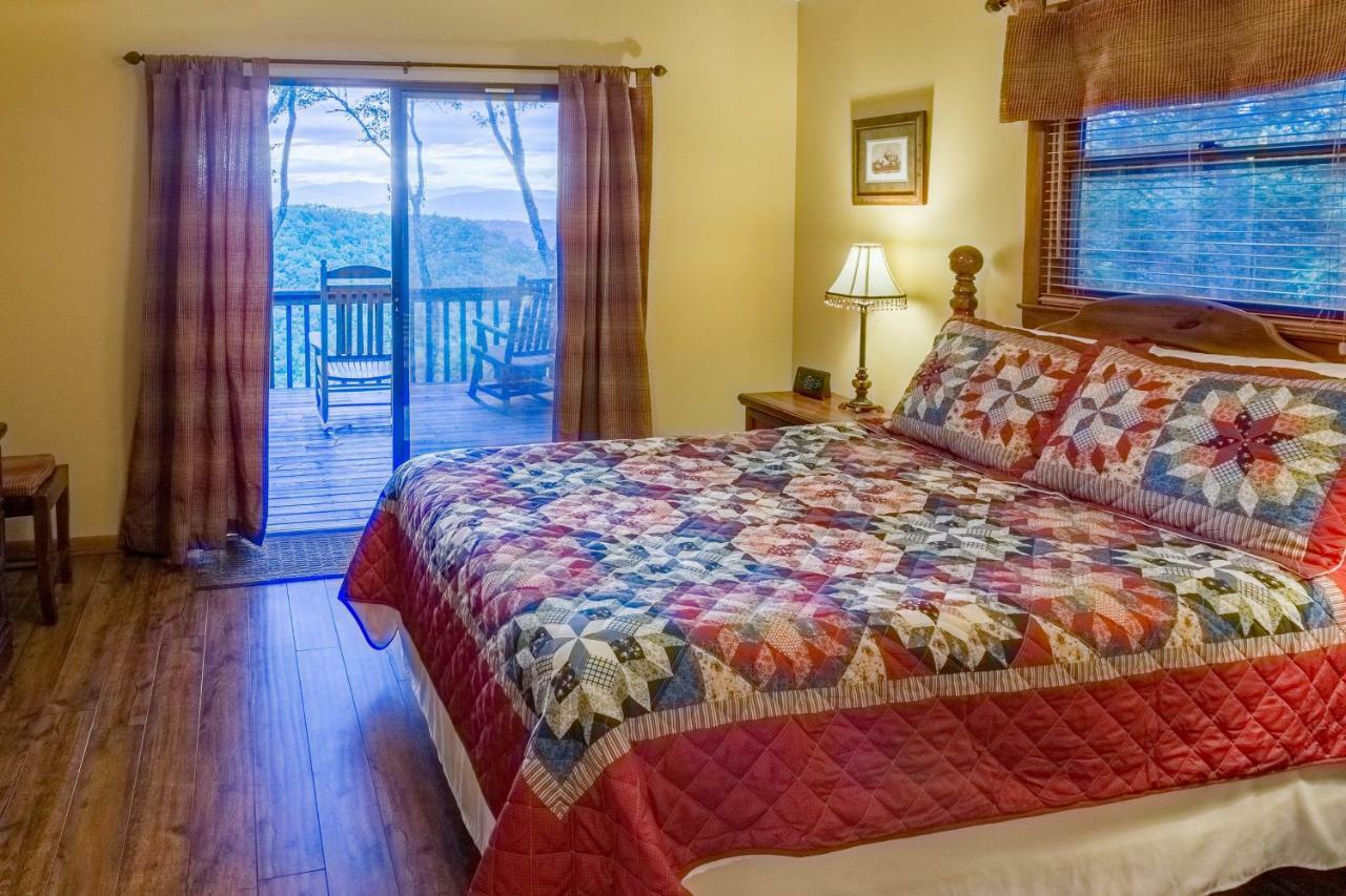 3 Bed 3 Bath Vacation In * Sylva